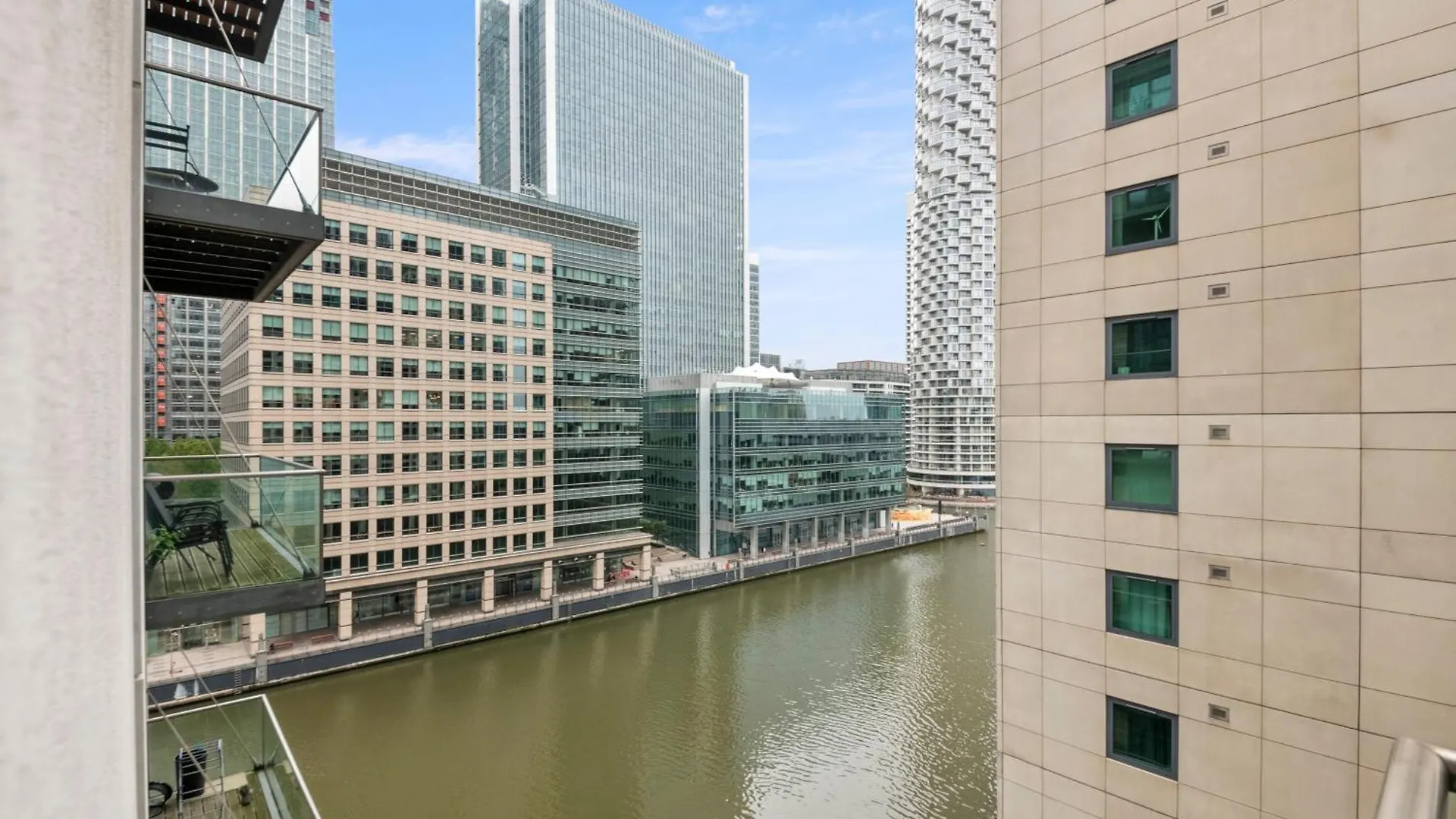 Londwell, Canary Wharf River Thames Balcony Penthouse London Großbritannien