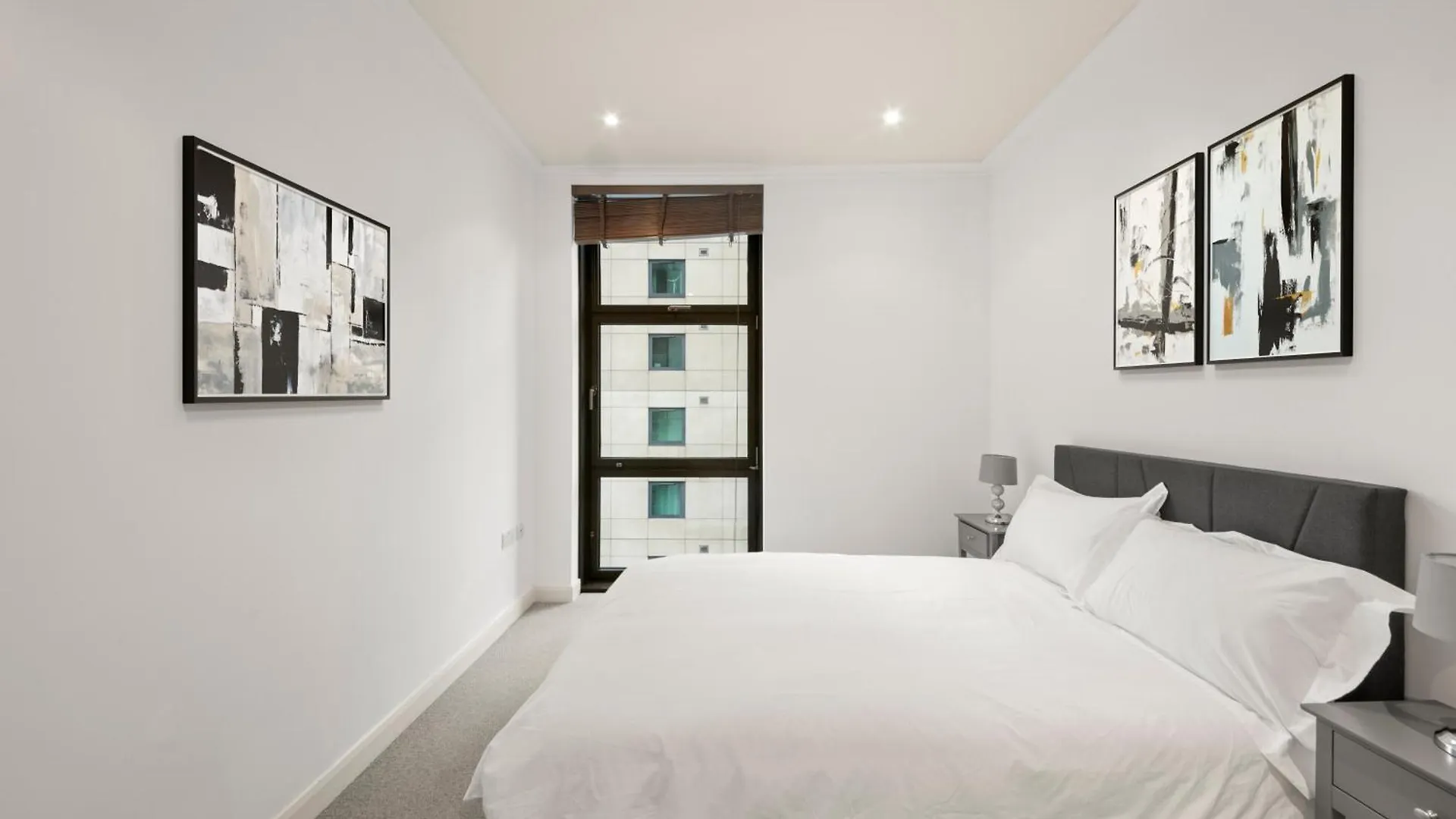 Londwell, Canary Wharf River Thames Balcony Penthouse London 0*,  Großbritannien