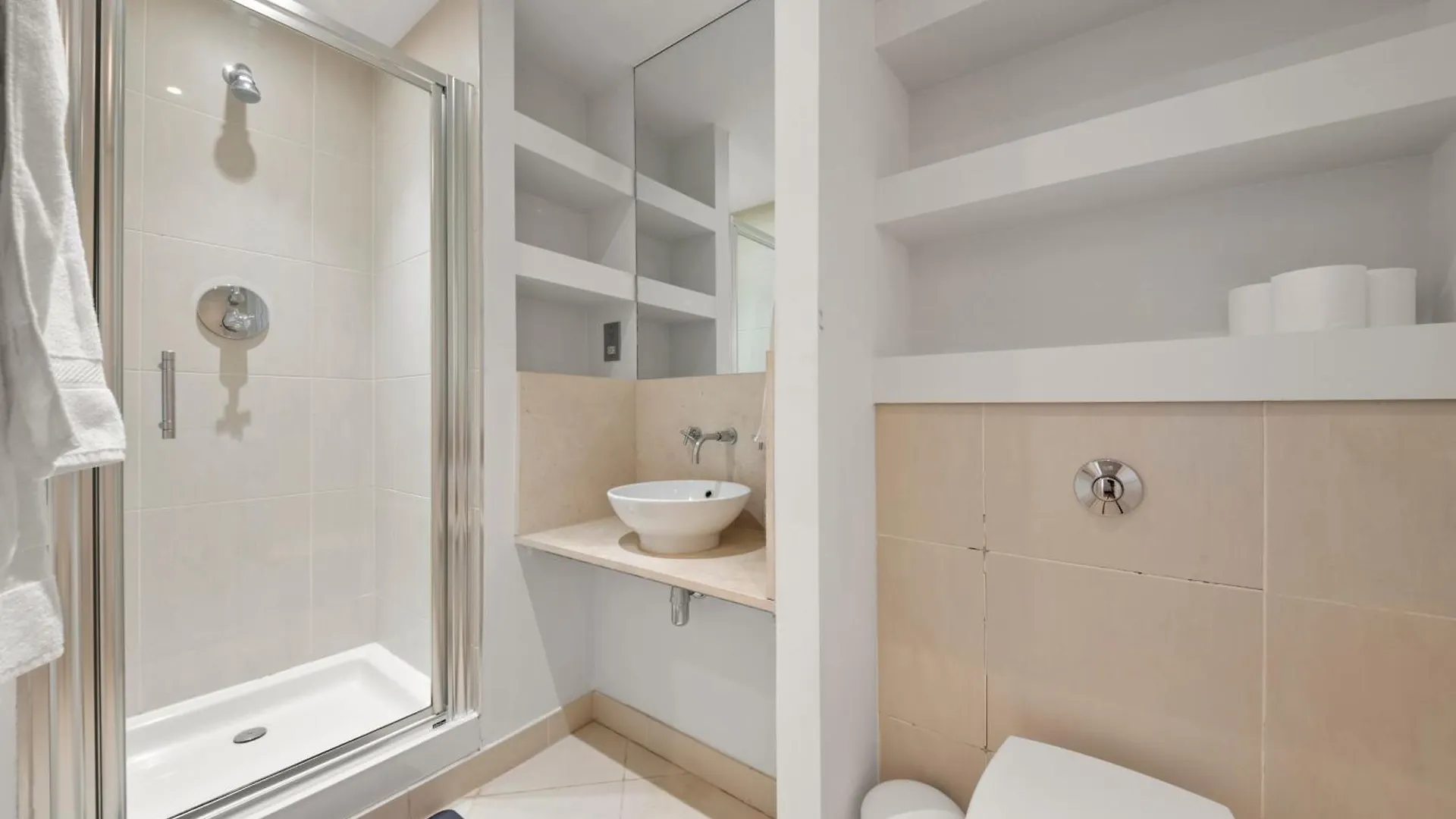 Londwell, Canary Wharf River Thames Balcony Penthouse London Apartment